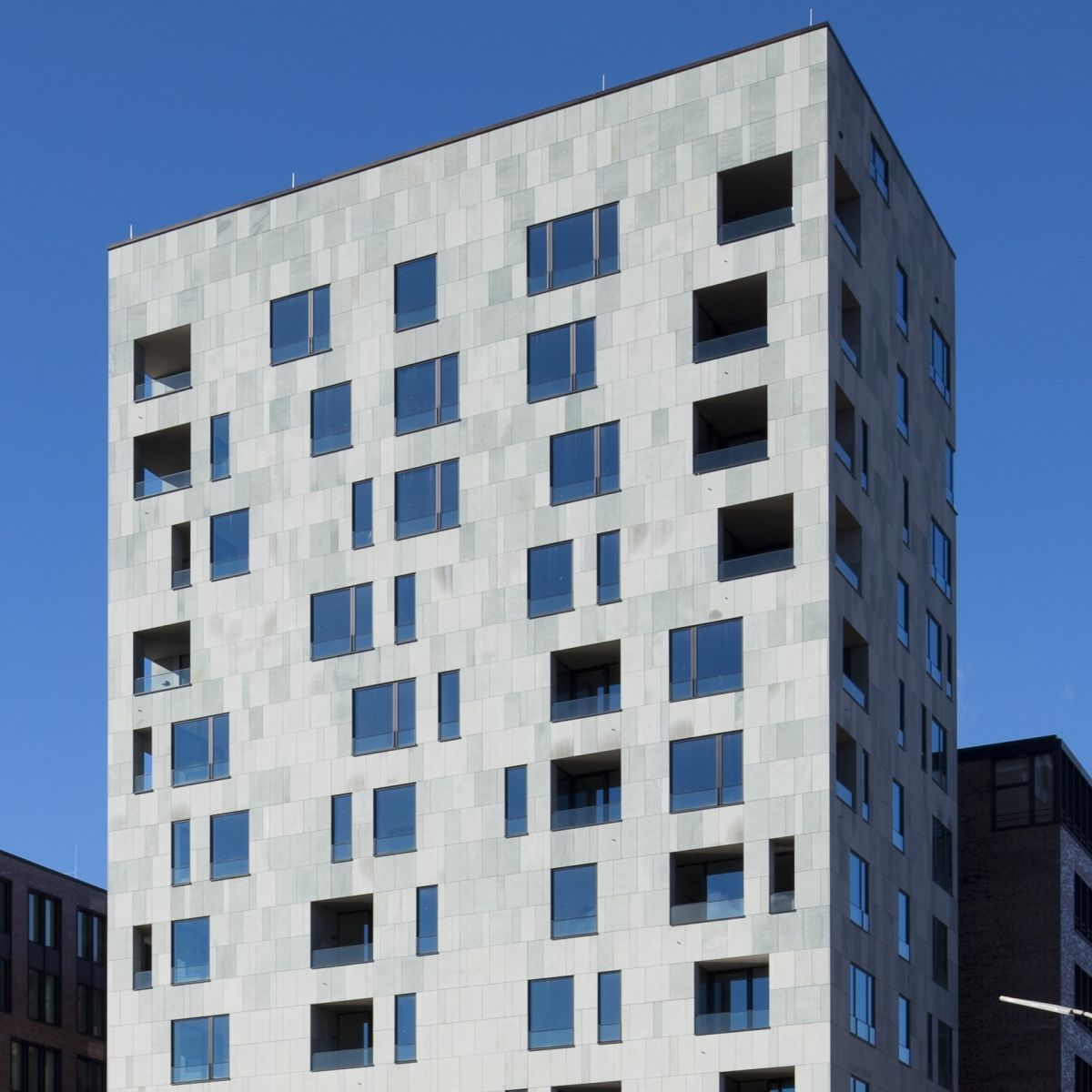 Projektentwicklung_Wohnturm Brooktorkai W1003 D9258 quadratisch