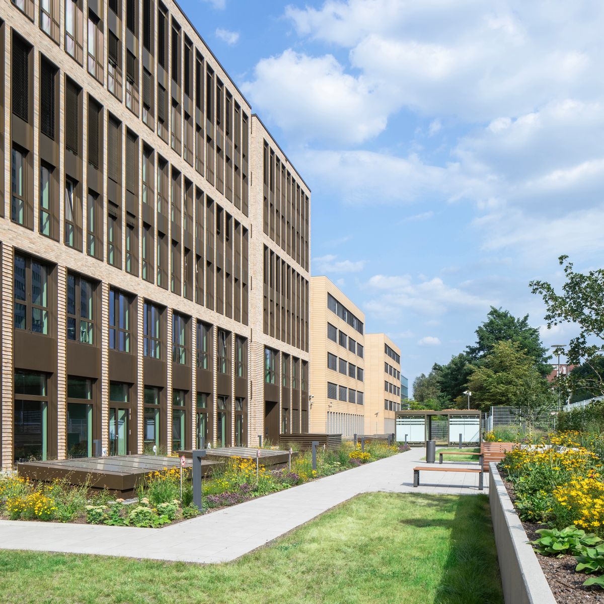 Projektentwicklung_Euler Hermes Campus_quadratisch_Carsten Brügmann_W2008 K7482 bearb